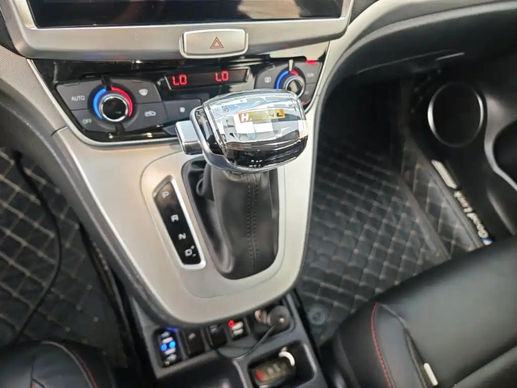 Haval M6 2019 — фото 14