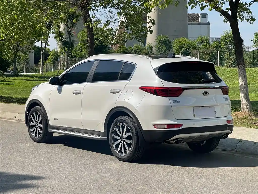 Kia KX5 2017 — фото 5