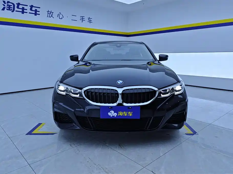BMW 3 Series 2022