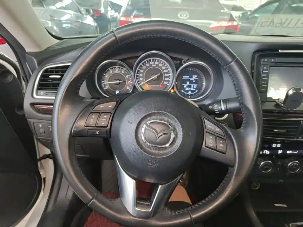 Mazda Atenza 2015 — фото 11