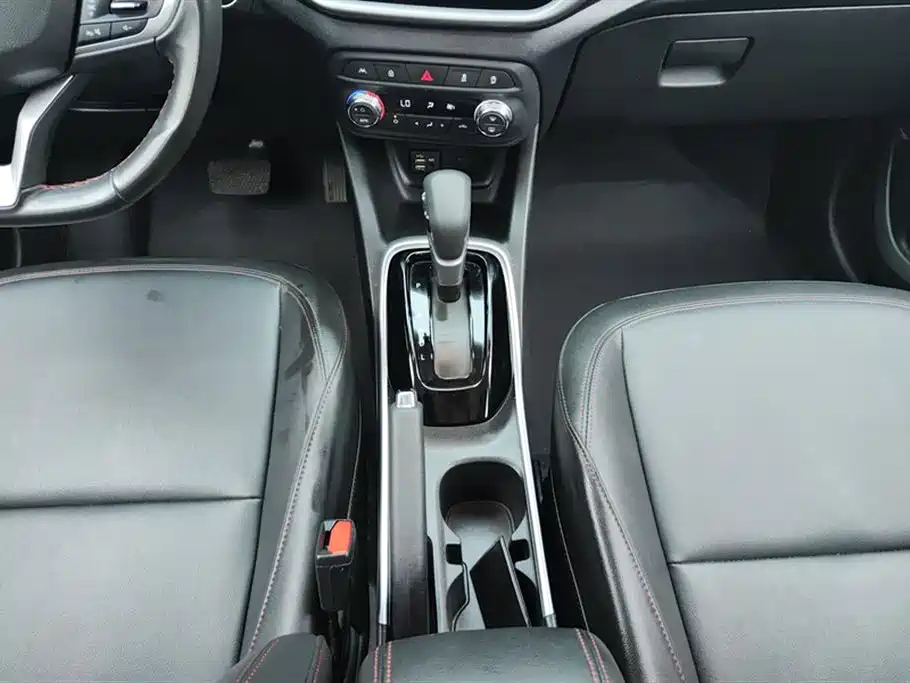 Chevrolet Trax 2021 — фото 16