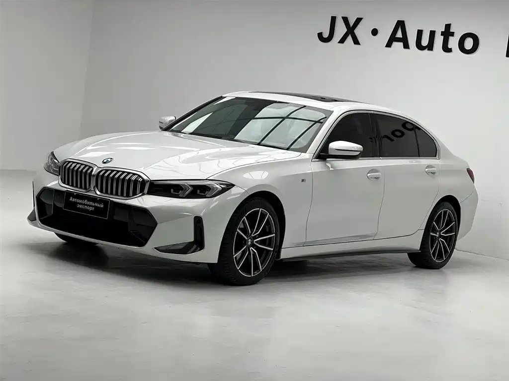 BMW 3 Series 2023 — фото 1