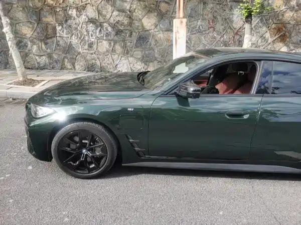 BMW i4 2023