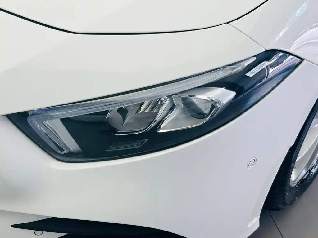 Mercedes-Benz A-Class 2021 — фото 11