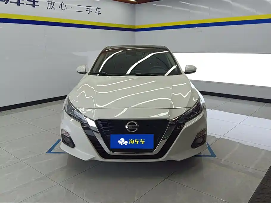 Nissan Teana 2021