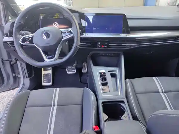 Volkswagen Golf 2023