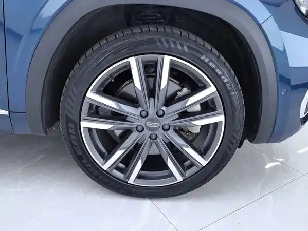 Geely Xingyue L 2021