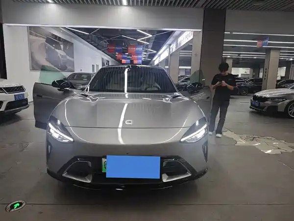 Xiaomi YU7 2025