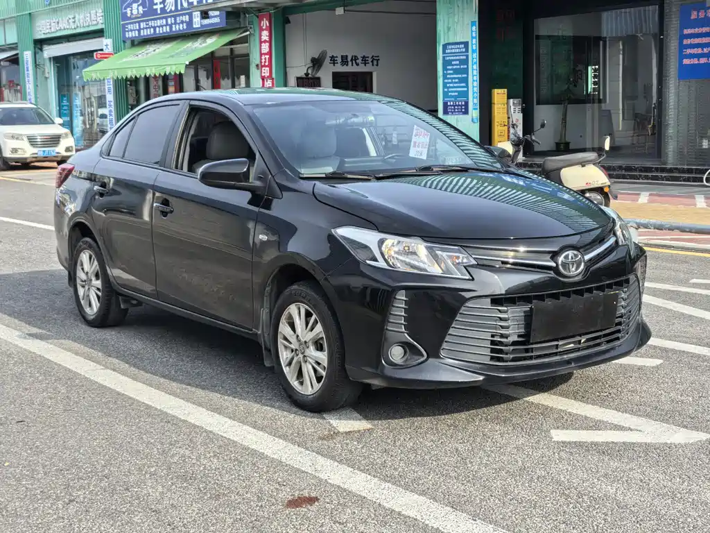 Toyota Vios 2022 — фото 11
