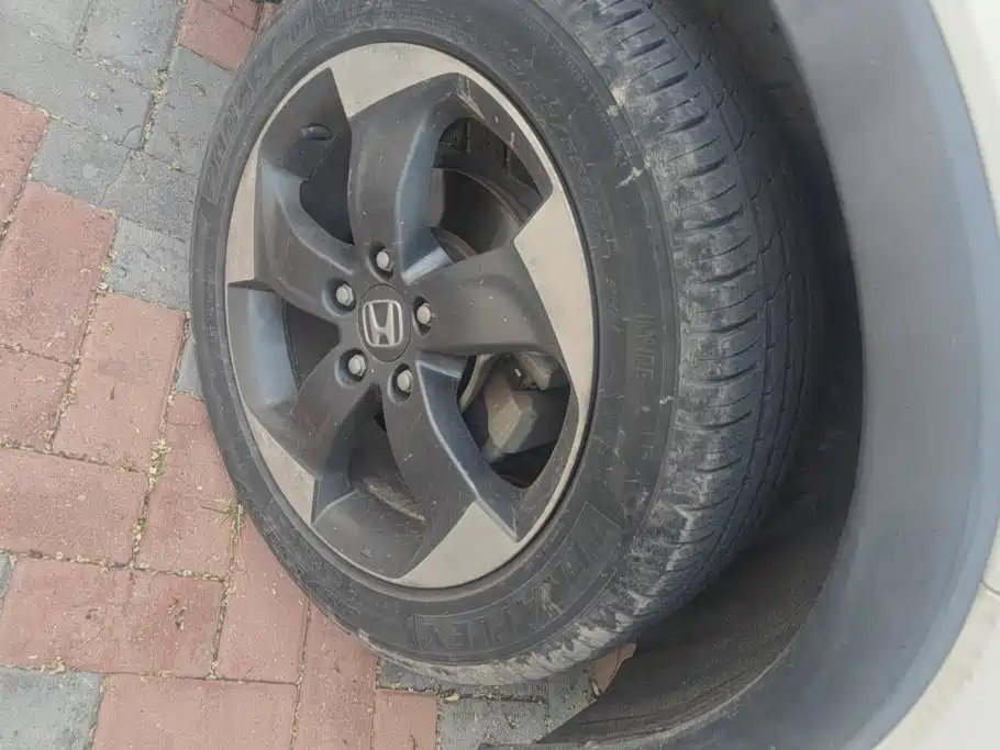 Honda Vezel 2015