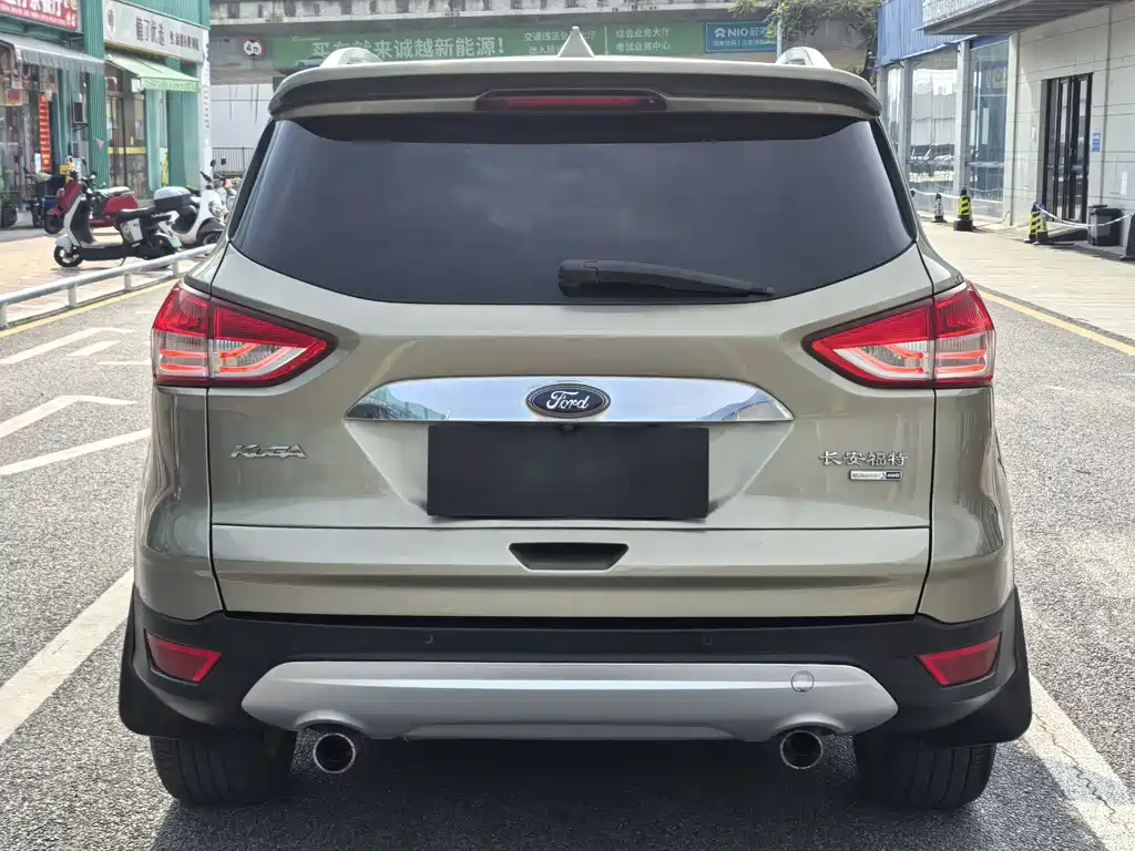 Ford Kuga 2016 — фото 17