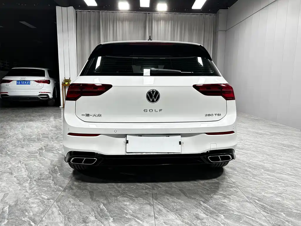 Volkswagen Golf 2022