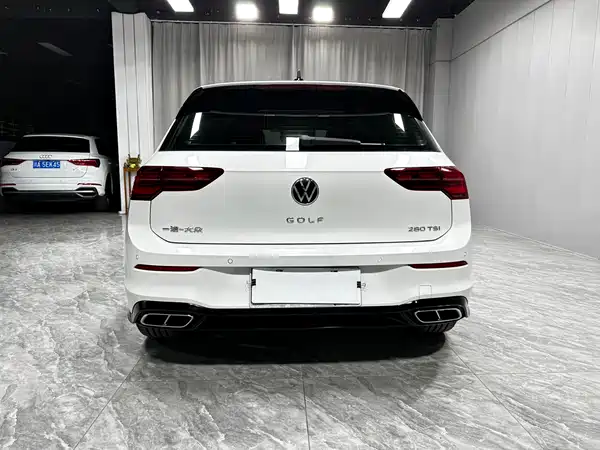 Volkswagen Golf 2022