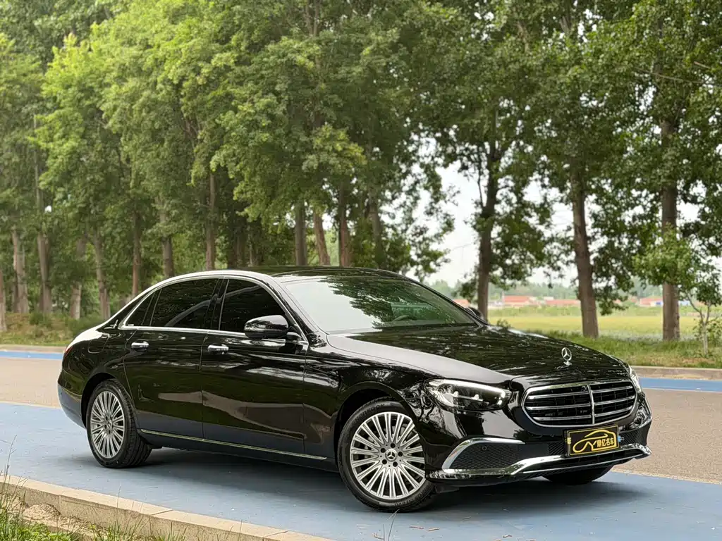 Mercedes-Benz E-Class 2022 — фото 5