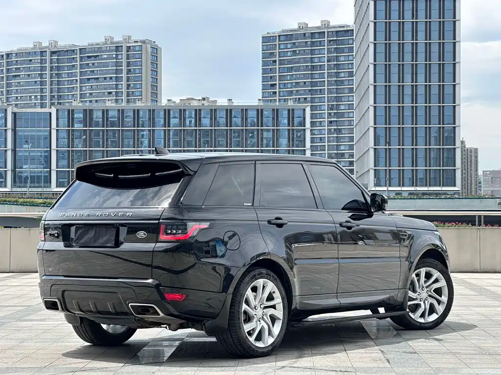 Land Rover Sport 2020 — фото 14