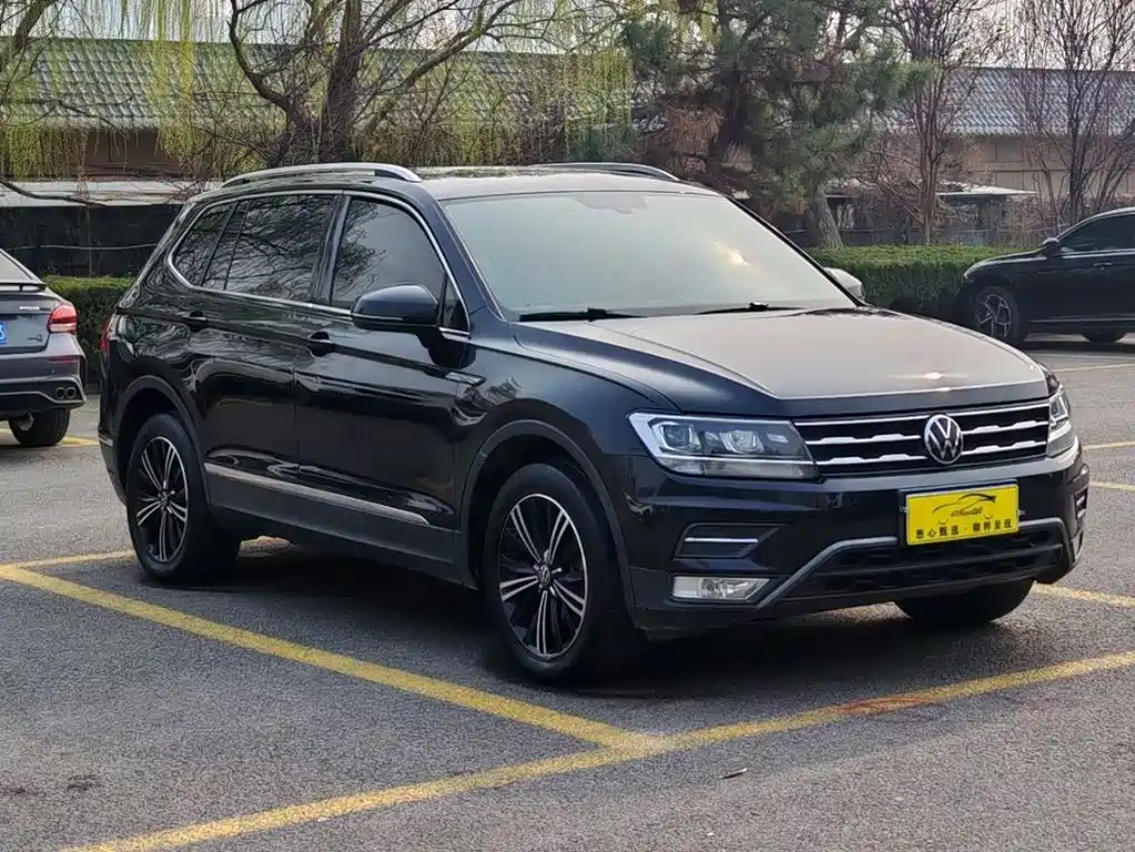 Volkswagen Tiguan L 2020 — фото 3
