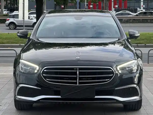 Mercedes-Benz E-Class 2021