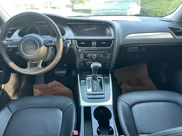 Audi A4L 2013