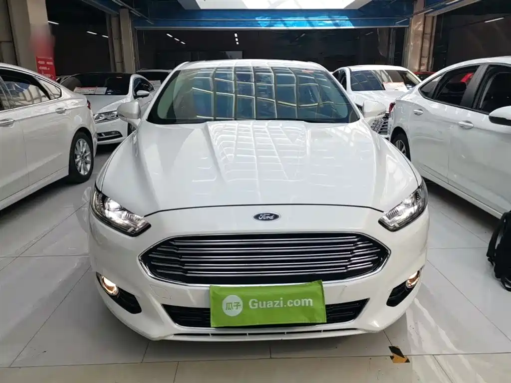 Ford Mondeo 2015 — фото 3
