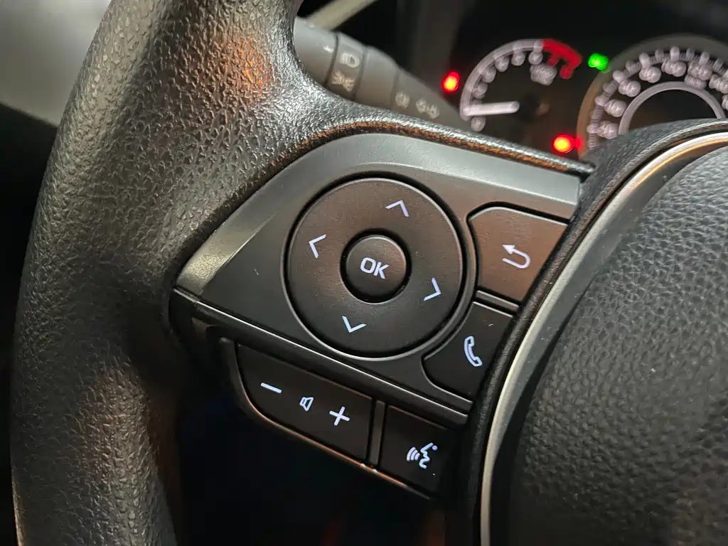 Toyota Corolla 2023 — фото 15