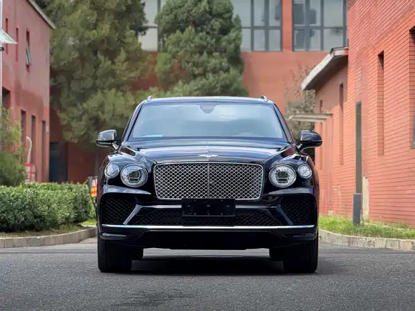 Bentley Bentayga 2024