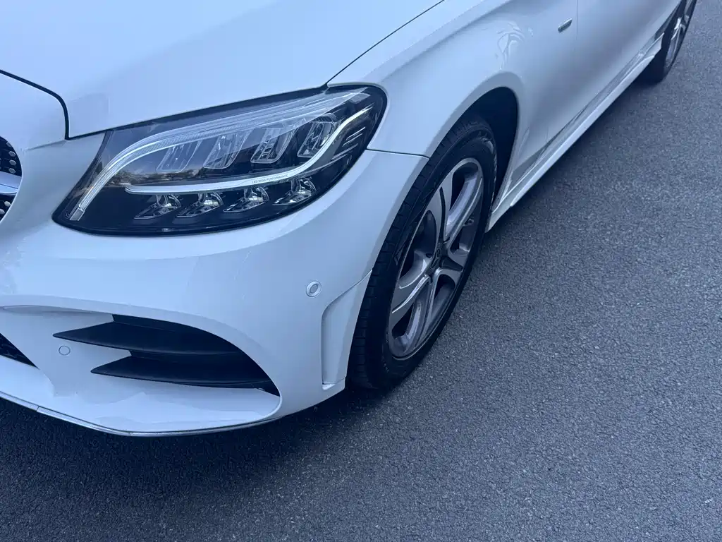 Mercedes-Benz C-Class 2019