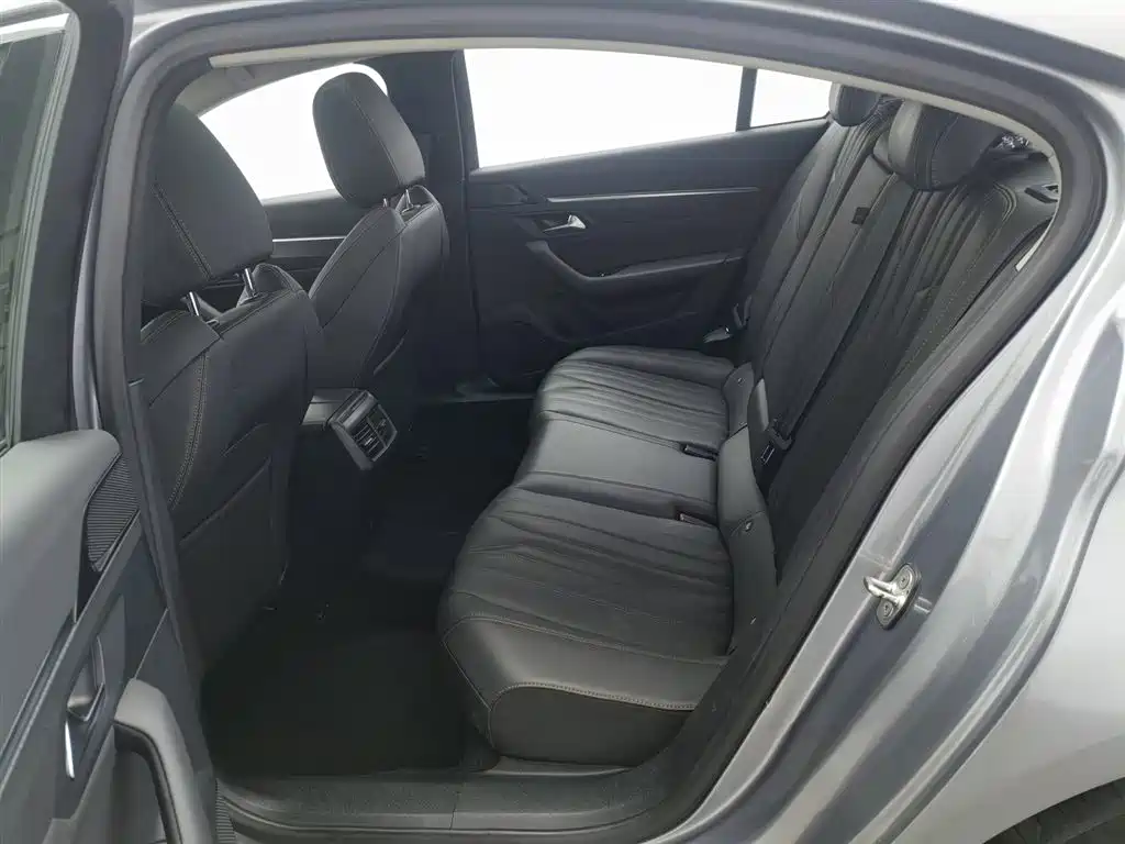 Peugeot 508 2022 — фото 15