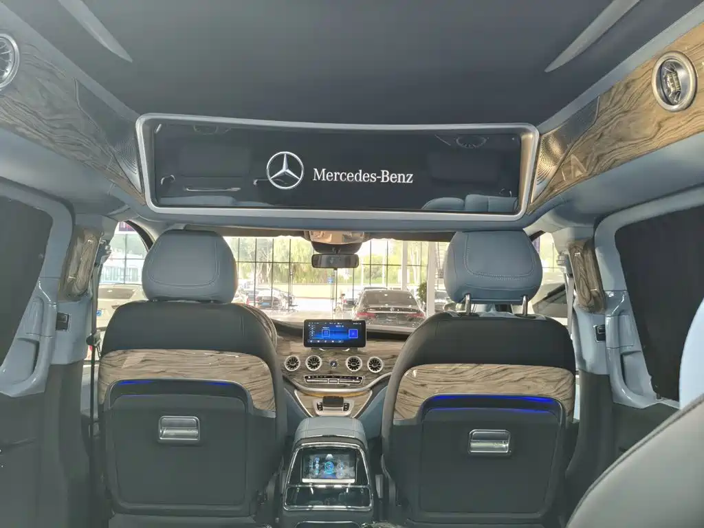 Mercedes-Benz Vito 2026 — фото 13