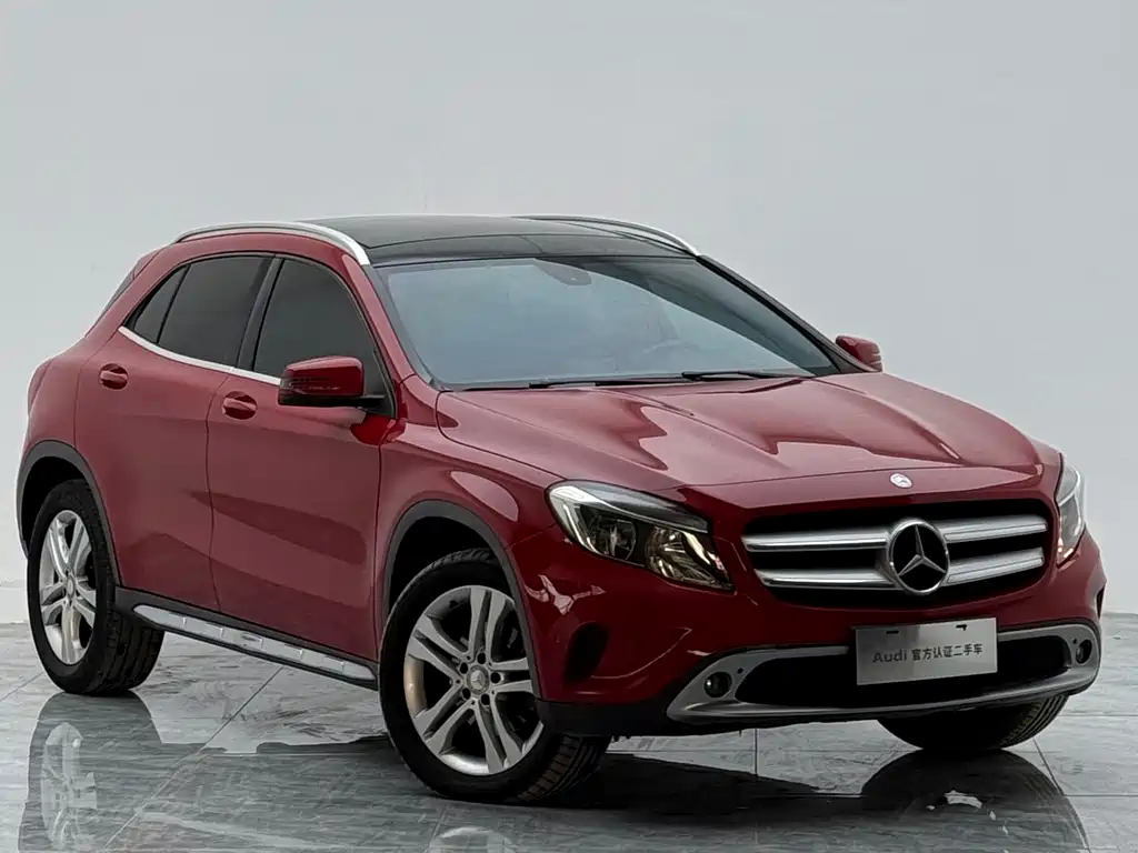 Mercedes-Benz GLA 2015