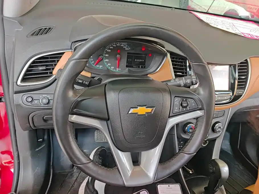 Chevrolet Trax 2017 — фото 15
