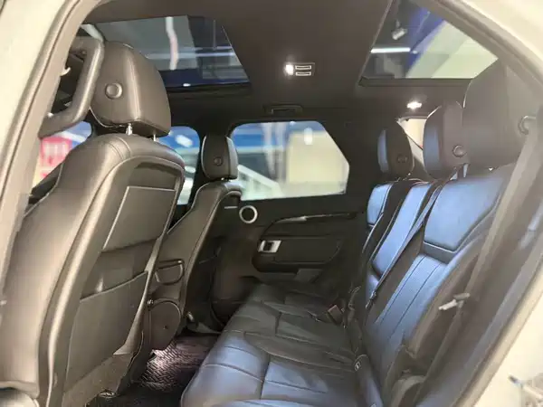 Land Rover Discovery 2017