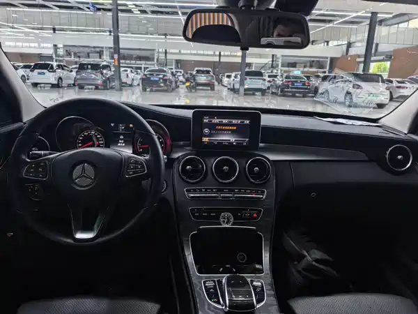 Mercedes-Benz C-Class 2017