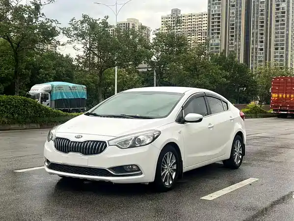 Kia K3 2014