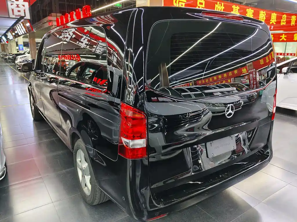Mercedes-Benz Vito 2018 — фото 16