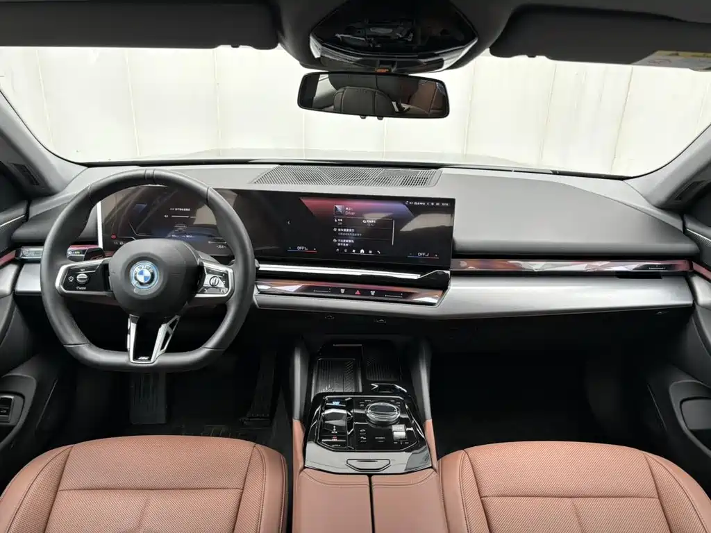 BMW i5 2026 — фото 6