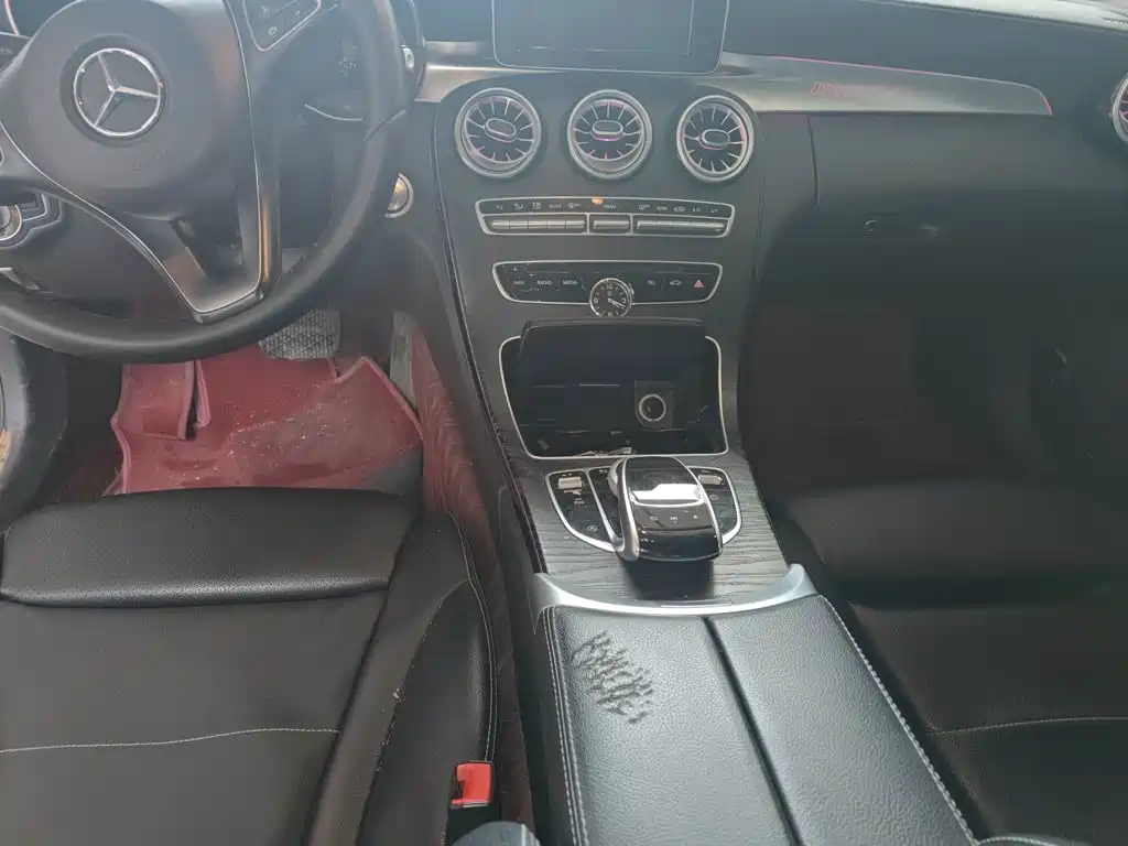 Mercedes-Benz C-Class 2017 — фото 10