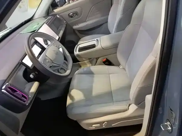 Leapmotor B10 2025