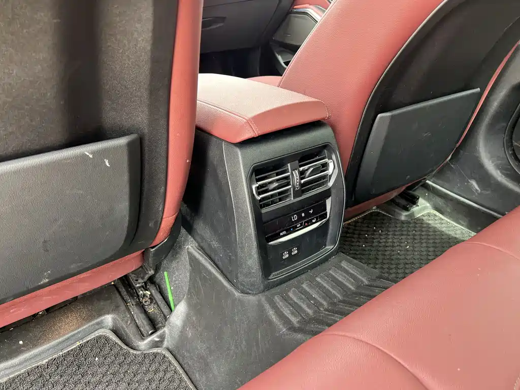 BMW 3 Series 2021 — фото 16