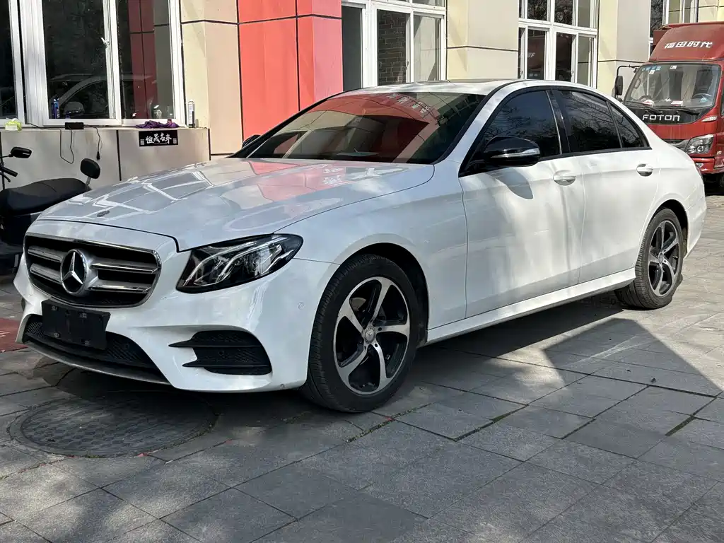 Mercedes-Benz E-Class 2018 — фото 3