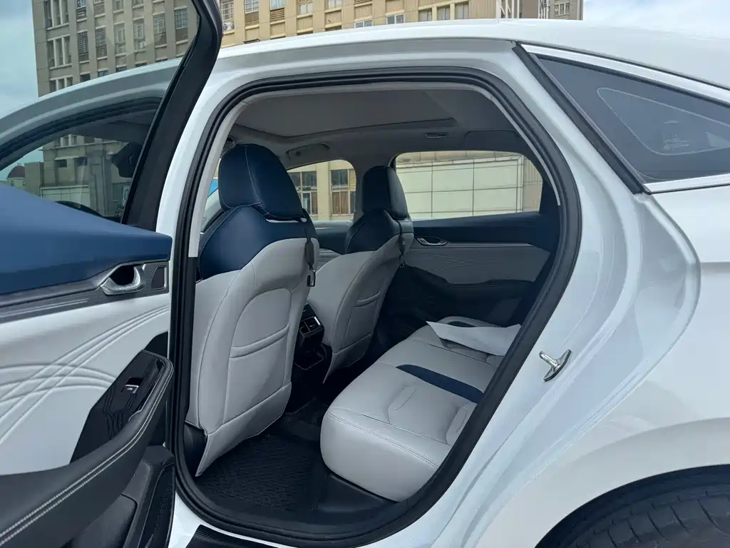 Geely Xingrui 2022 — фото 11