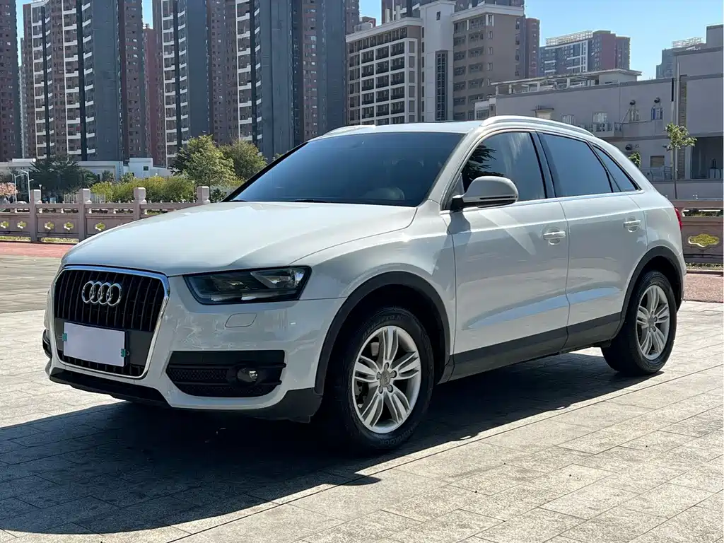Audi Q3 2015 — фото 1