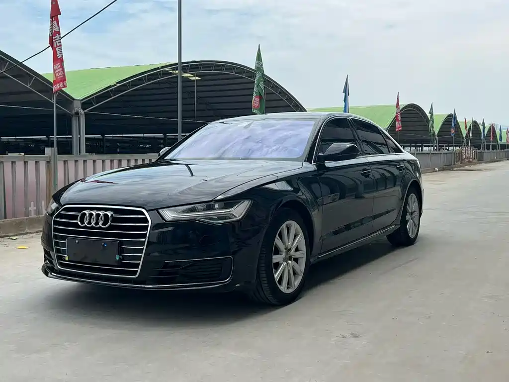 Audi A6L 2018 — фото 1