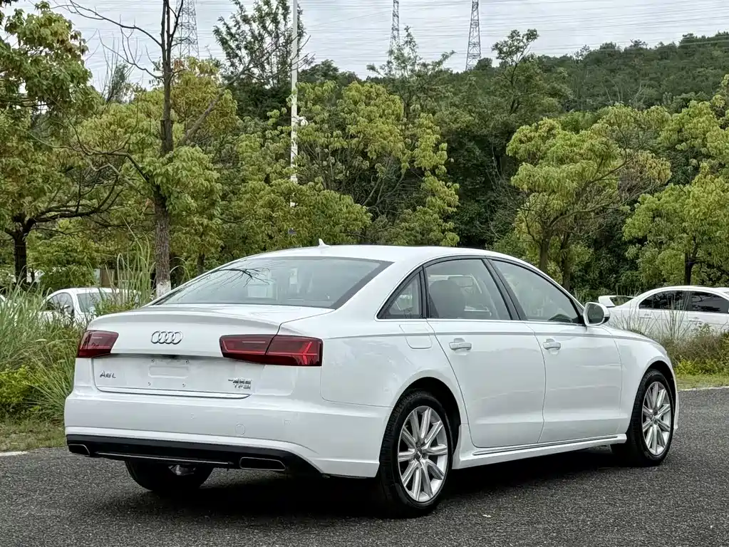 Audi A6L 2018 — фото 9