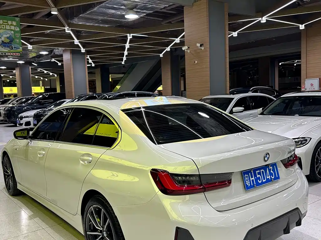 BMW 3 Series 2023 — фото 8