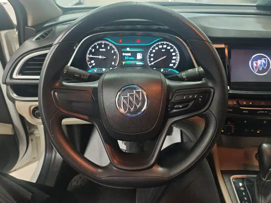 Buick Excelle 2017 — фото 15