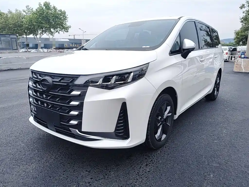GAC Motor Trumpchi M6 2024 — фото 2