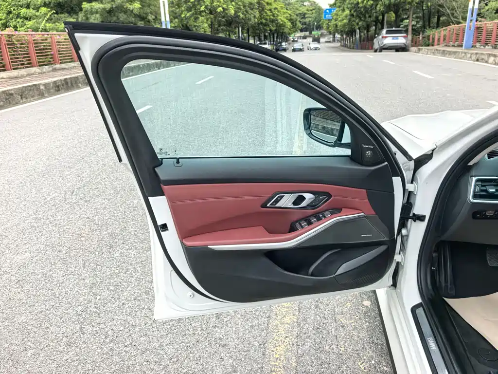 BMW i3 2023 — фото 4