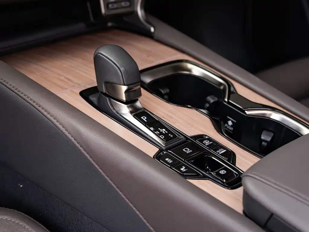Lexus RX New Energy 2023 — фото 16