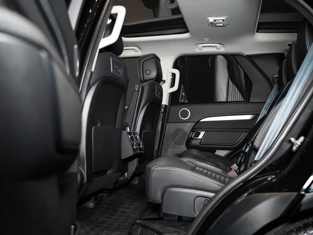 Land Rover Discovery 2021 — фото 18