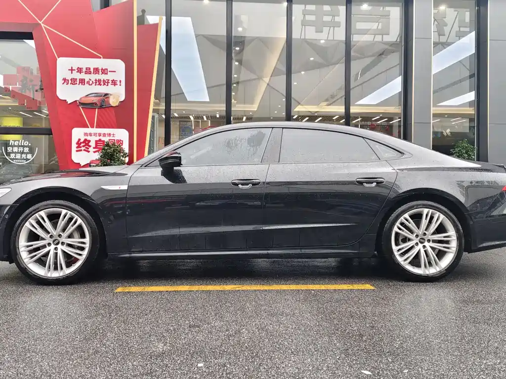 Audi A7L 2025 — фото 6